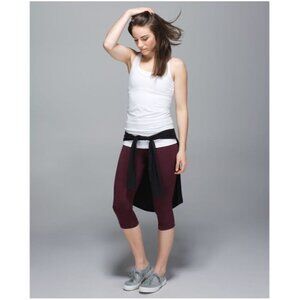 Lululemon In The Flow Crop II Heathered Bordeaux Drama Legging Pants Sz. 6 Women